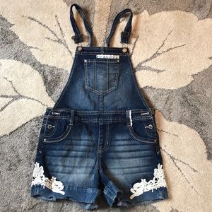 Women’s  overall shorts